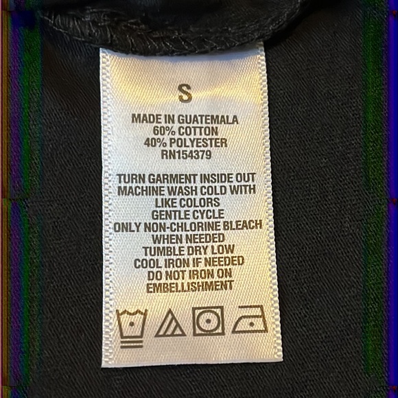 Aeropostale Skull Rose Flocked Graphic Tee - Picture 8 of 8